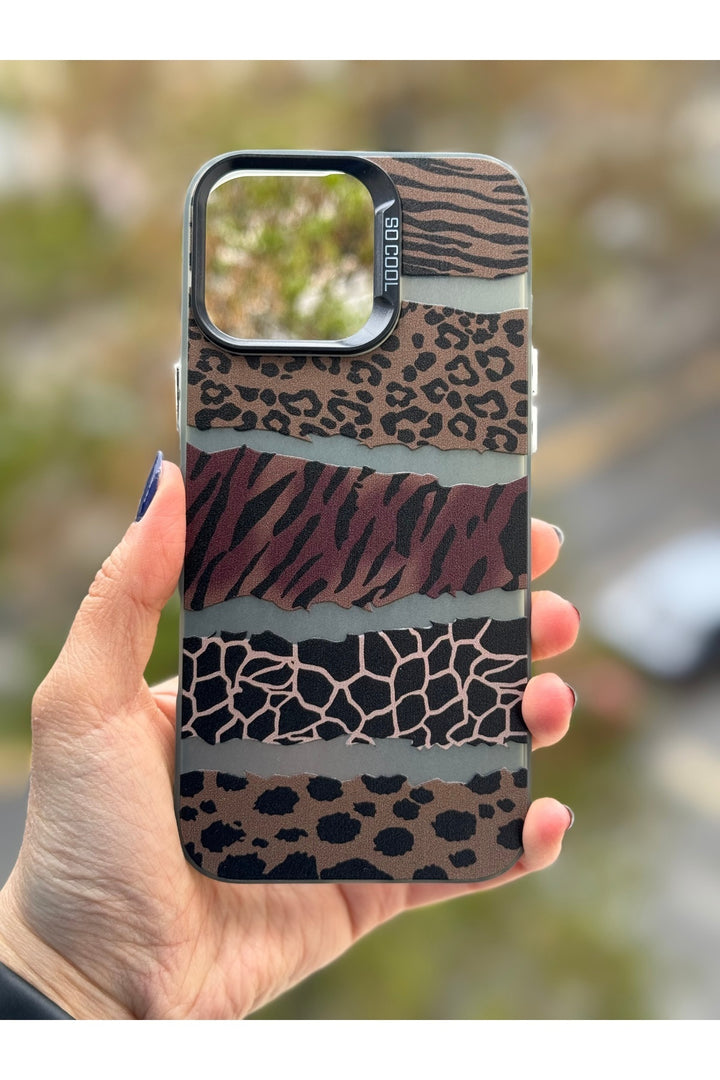 iPhone 15 Pro Max Uyumlu Kılıf Leopar Desenli Kahverengi Çizgili Metalik Tuşlu Kamera Çıkıntılı