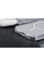 Load image into Gallery viewer, iPhone 16 Uyumlu Kılıf Buzlu Mat Sararmaz Magsafe Kablosuz Şarj Destekli Hoparlör Filtreli