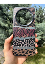 Load image into Gallery viewer, Realme 12 Pro Plus Uyumlu Kılıf Leopar Desenli Kahverengi Çizgili Metalik Tuşlu Kamera Çıkıntılı