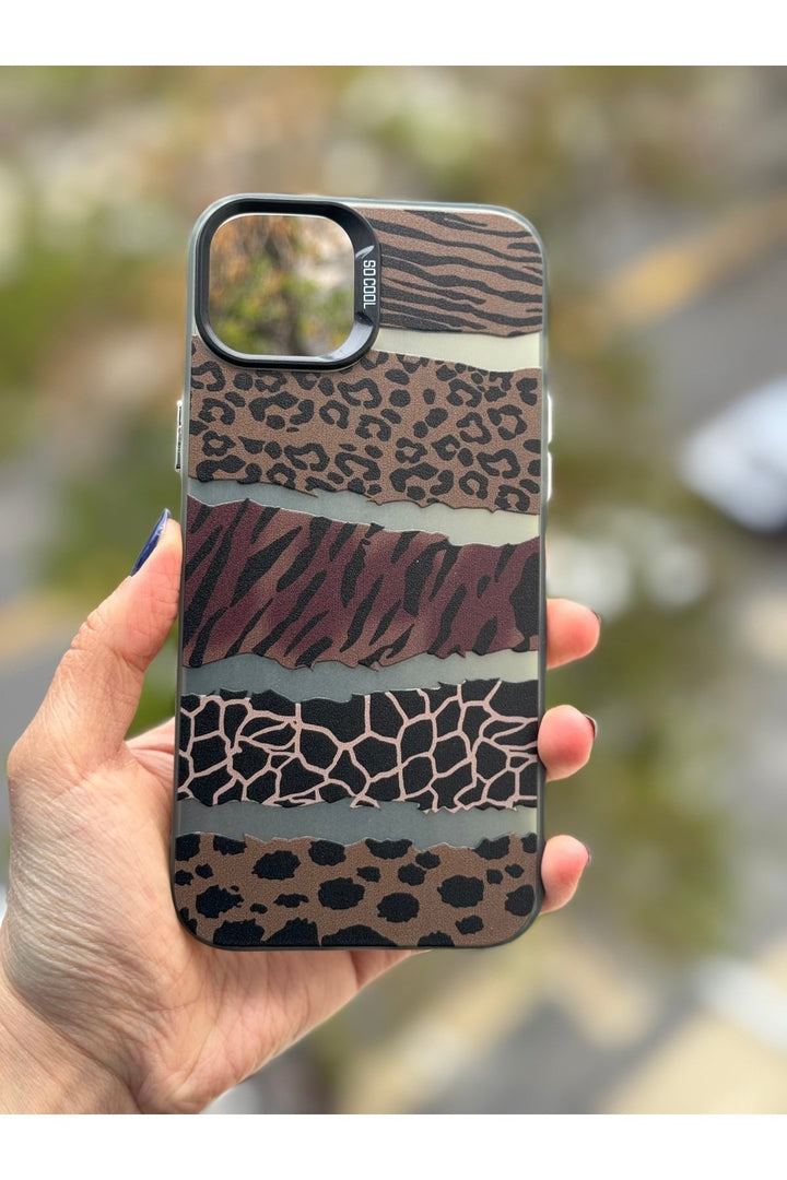 iPhone 14 Plus Uyumlu Kılıf Leopar Desenli Kahverengi Çizgili Metalik Tuşlu Kamera Çıkıntılı Kapak