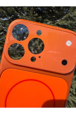 Load image into Gallery viewer, iPhone 17 Pro Max Görünümlü Kılıf 16 Pro Max Uyumlu Magsafe Kamera Korumalı Silikon Dönüşüm Kılıf